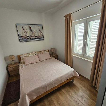 Apartments Grgic Trogir Eksteriør bilde