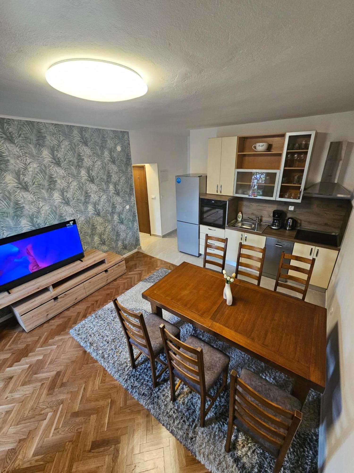 Apartments Grgic Trogir Eksteriør bilde