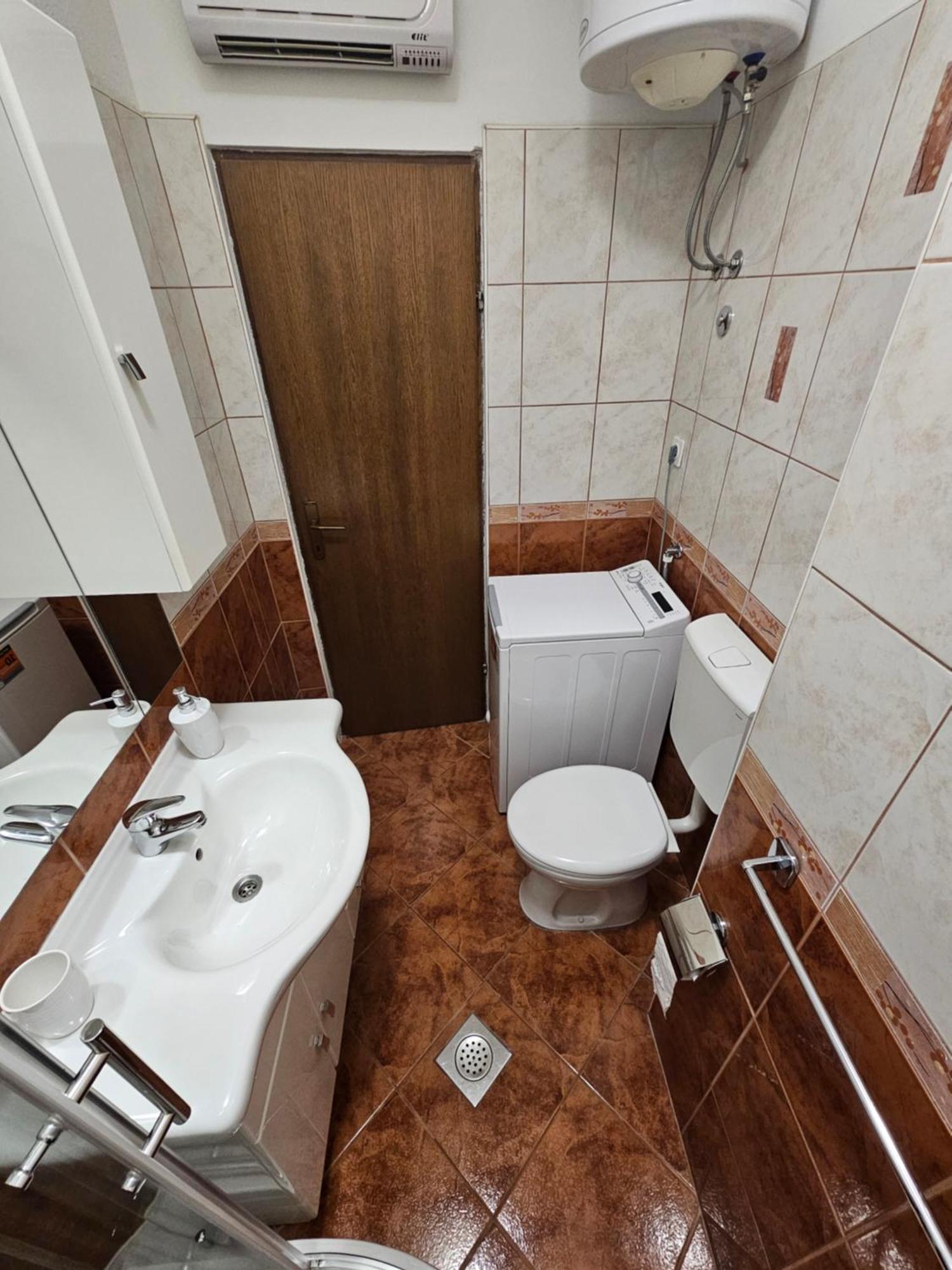 Apartments Grgic Trogir Eksteriør bilde