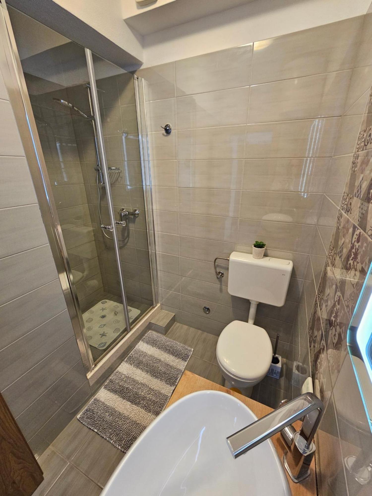Apartments Grgic Trogir Eksteriør bilde