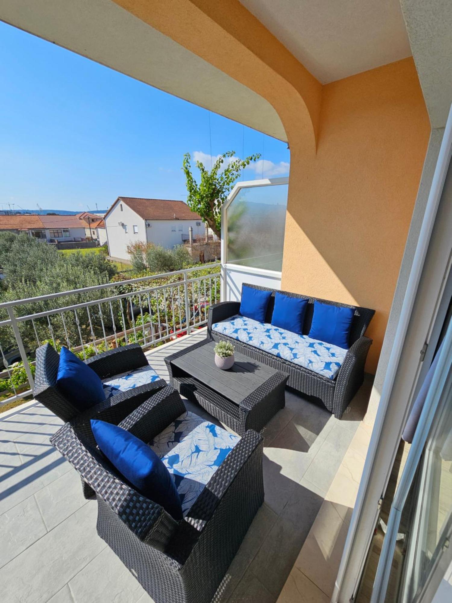 Apartments Grgic Trogir Eksteriør bilde