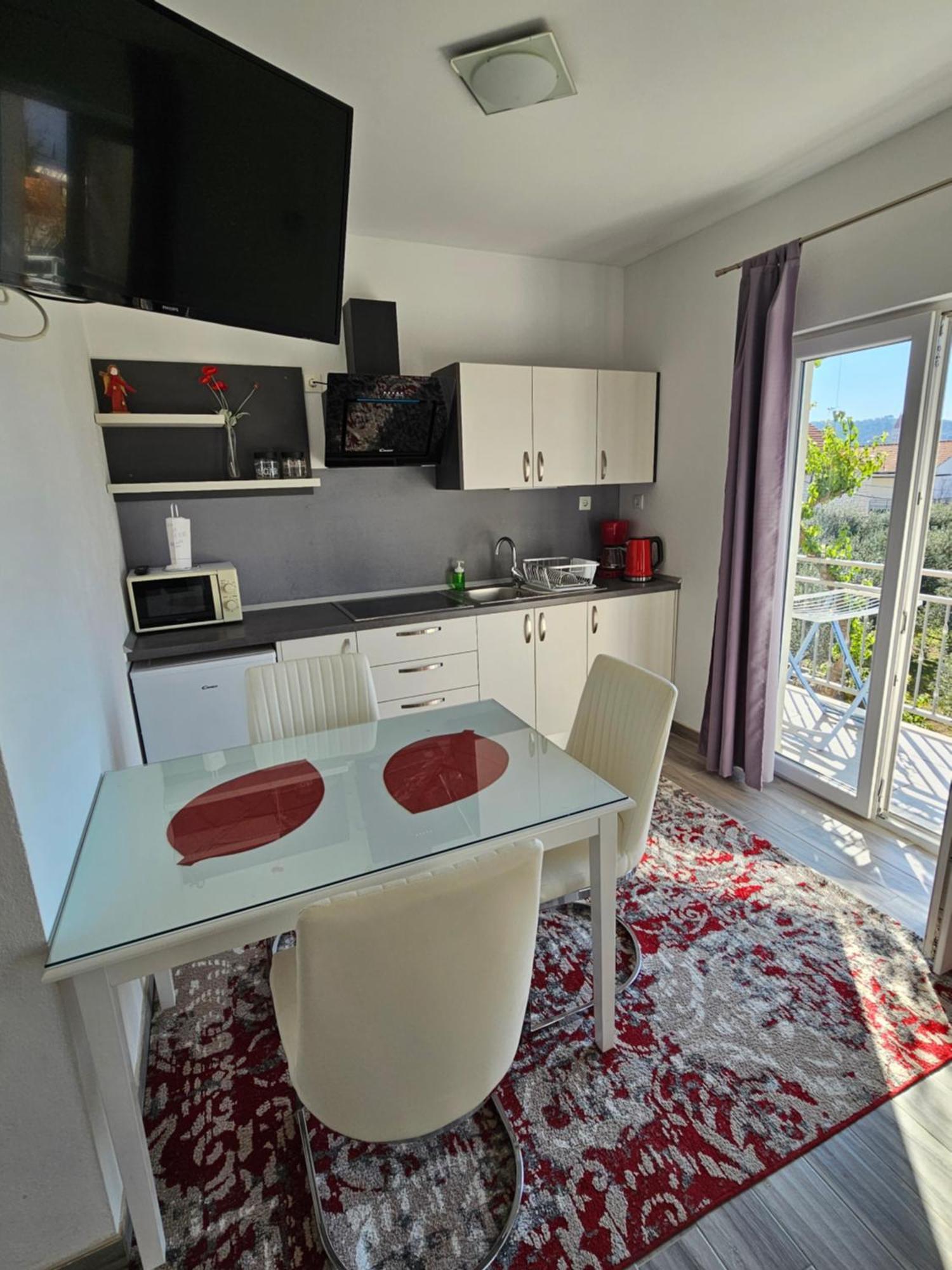 Apartments Grgic Trogir Eksteriør bilde