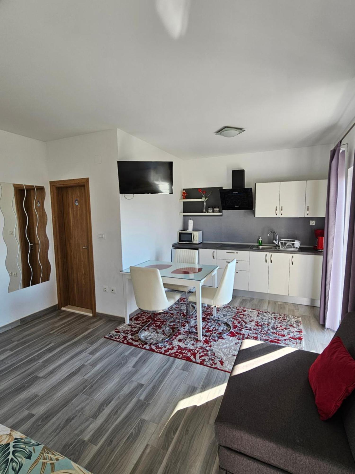 Apartments Grgic Trogir Eksteriør bilde