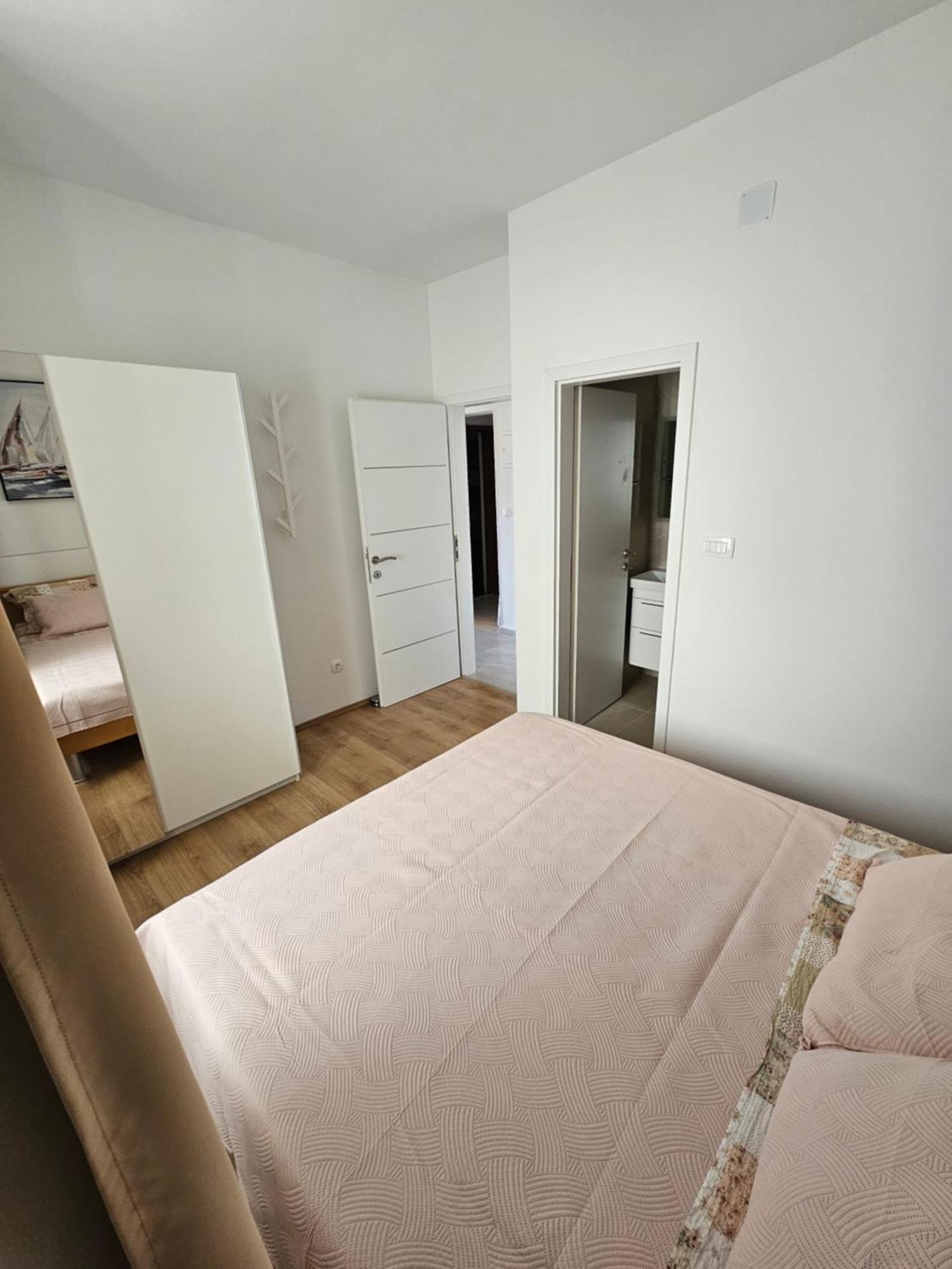 Apartments Grgic Trogir Eksteriør bilde
