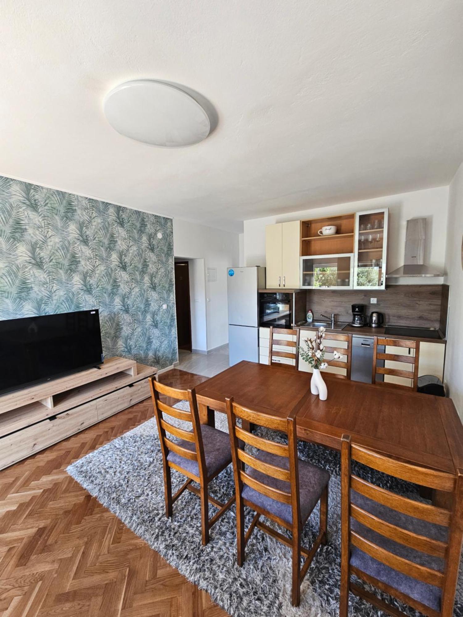 Apartments Grgic Trogir Eksteriør bilde