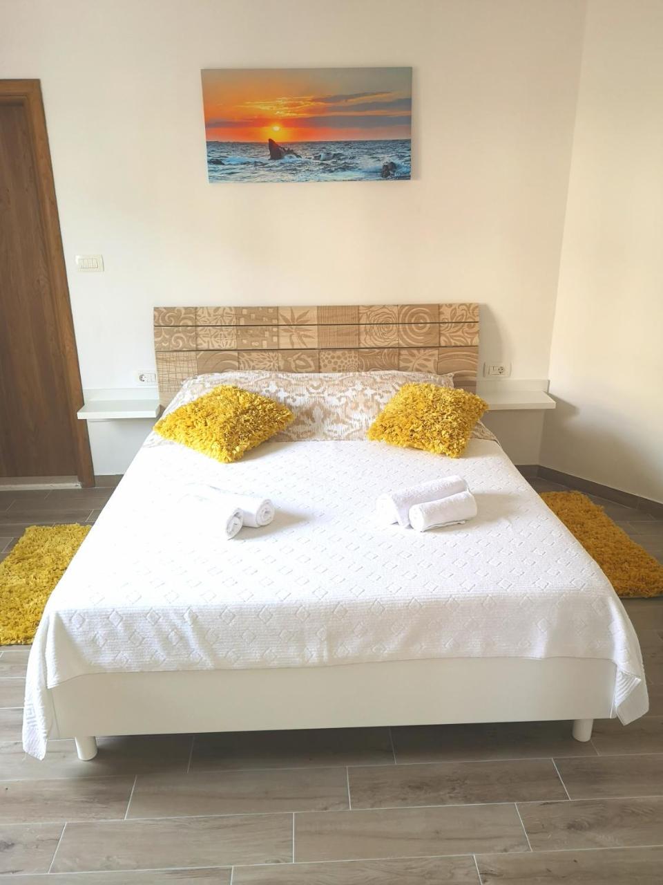 Apartments Grgic Trogir Eksteriør bilde