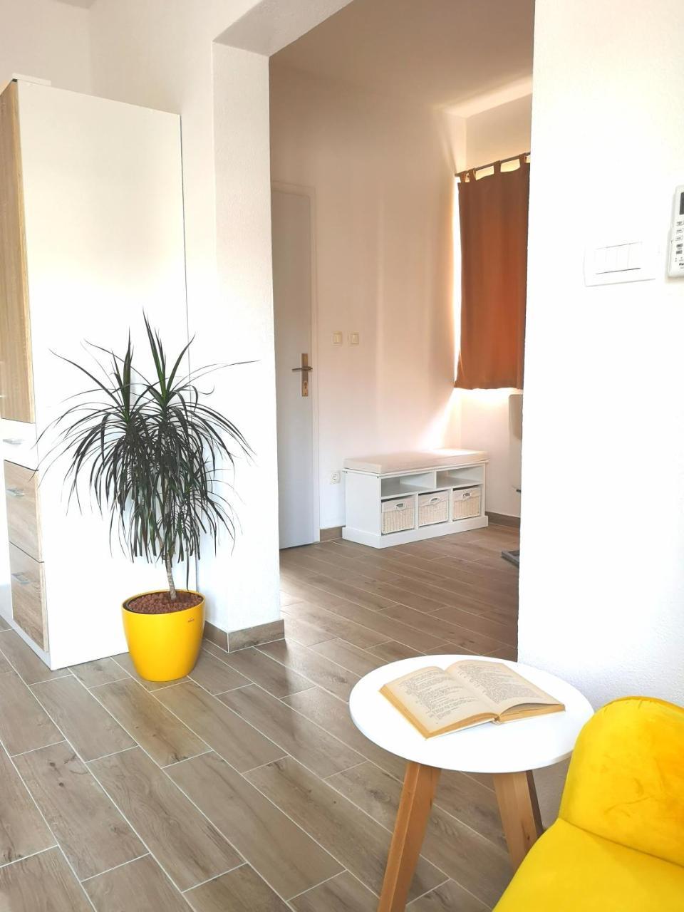 Apartments Grgic Trogir Eksteriør bilde