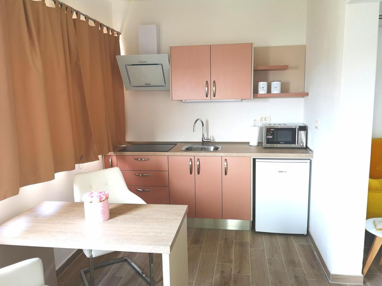 Apartments Grgic Trogir Eksteriør bilde